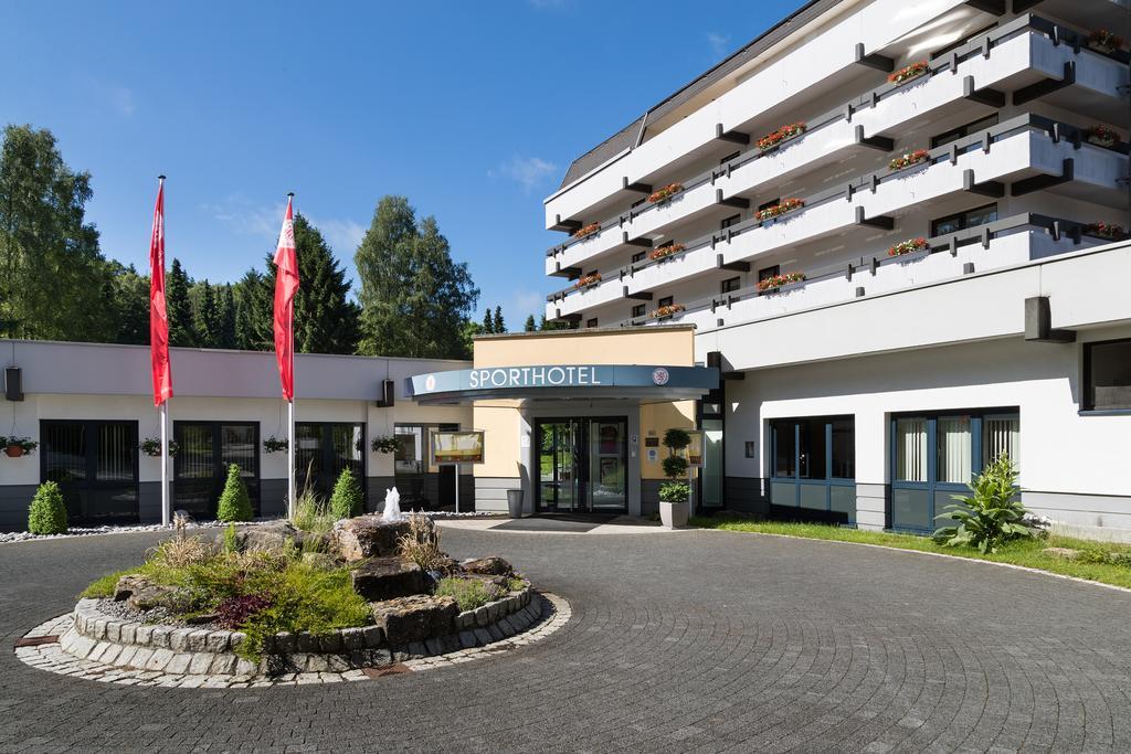 Sporthotel Gruenberg Exterior photo
